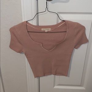 Light pink scoop neck tee